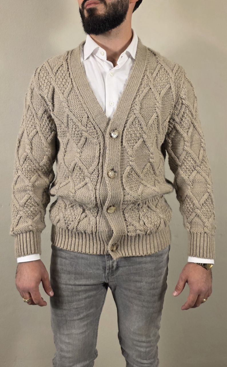 V-Neck Cardigan Diamantmotief van Wolblend – Heren Premium Knitwear