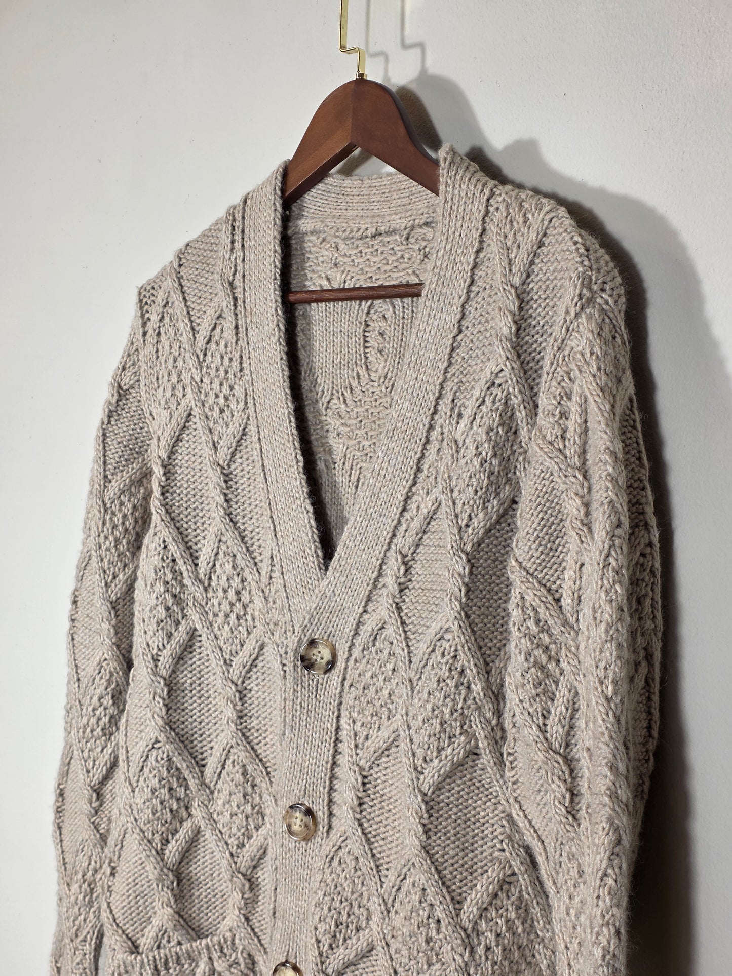 V-Neck Cardigan Diamantmotief van Wolblend – Heren Premium Knitwear
