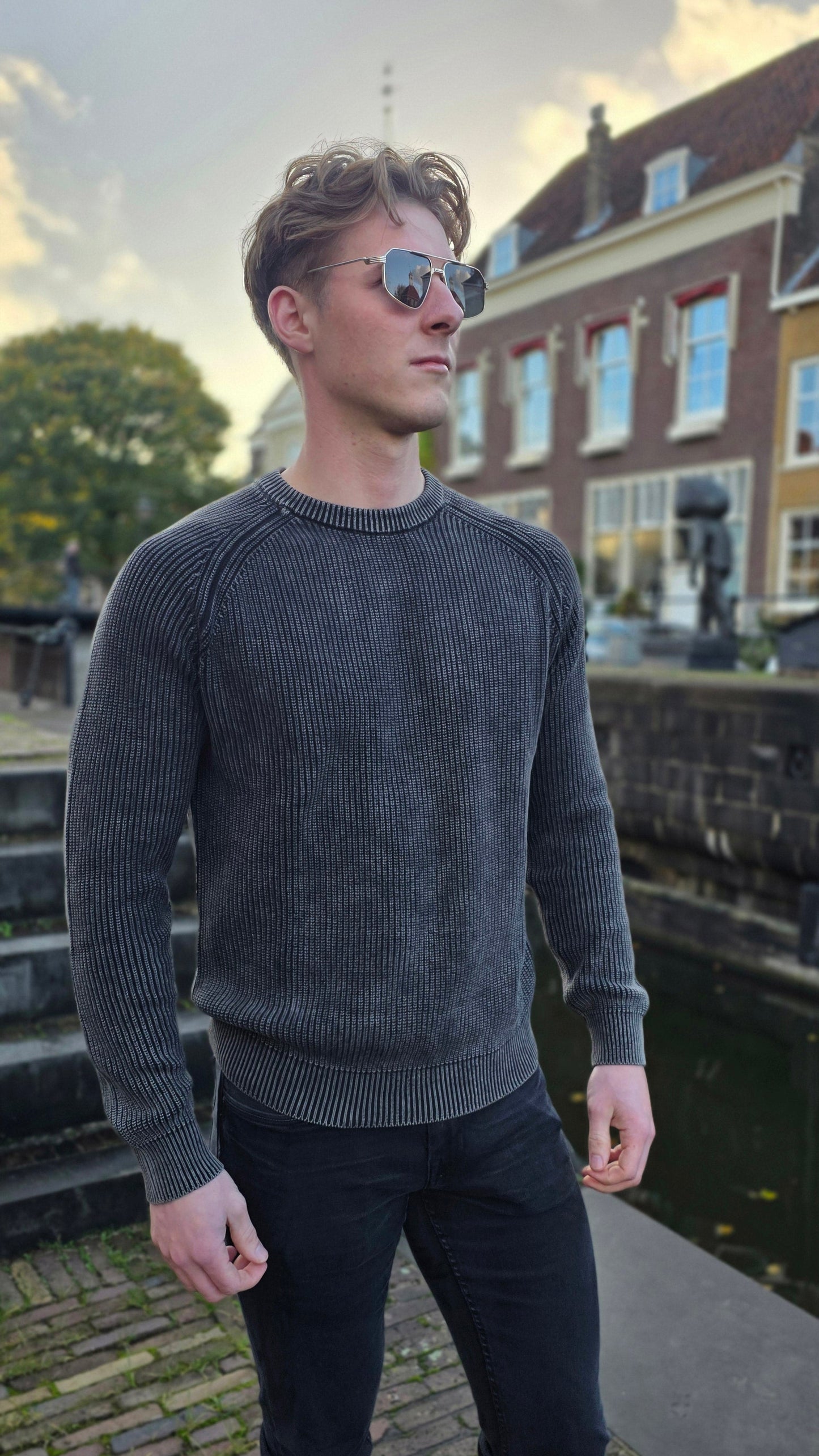 Thomas Lugal – Geribbelde Herentrui Antraciet