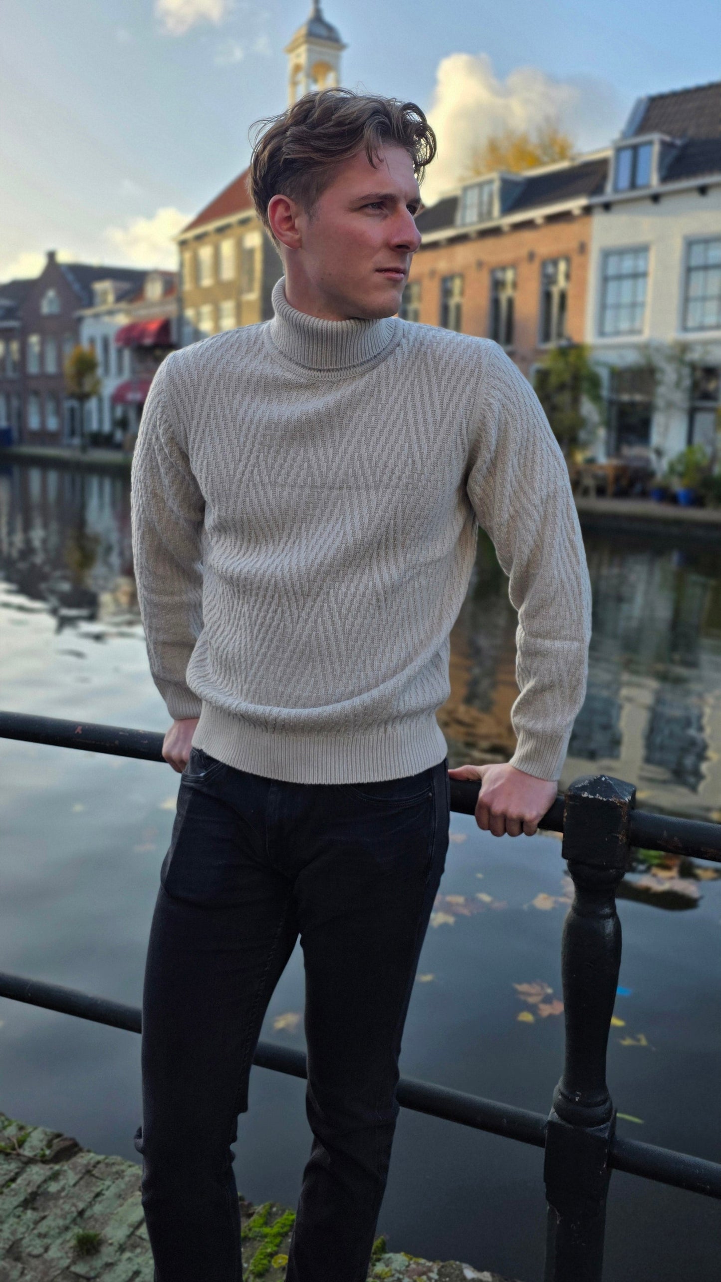 Thomas Lugal – Beige Gebreide Coltrui